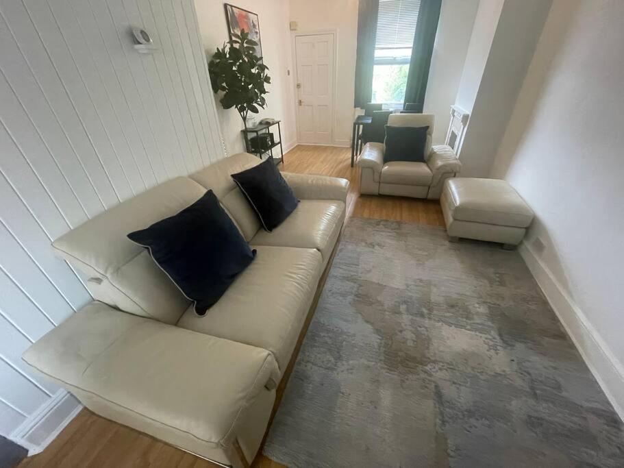 3 Bedroom House In Dartford Exterior foto